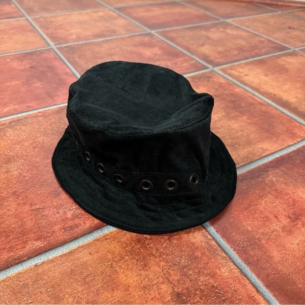 NWOT Marc Vachon Black Magic Bucket Hat